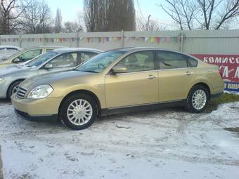 2004 Nissan Teana Photos