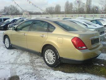2004 Nissan Teana Pictures
