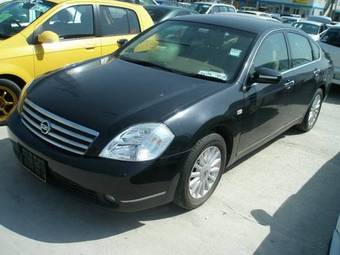 2004 Nissan Teana Pictures