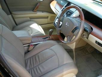 2004 Nissan Teana Pictures