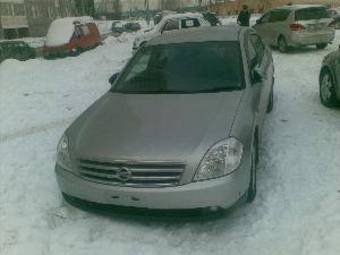 2004 Nissan Teana Pictures