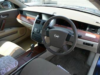 2004 Nissan Teana Pictures