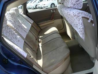 2004 Nissan Teana Photos