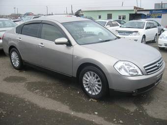 2004 Nissan Teana Photos