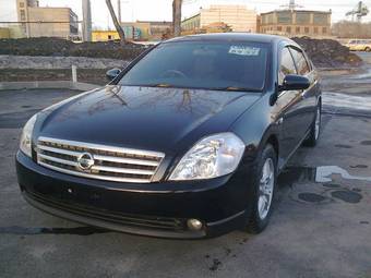 2004 Nissan Teana Pictures