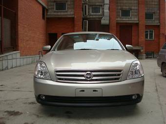 2004 Nissan Teana Images