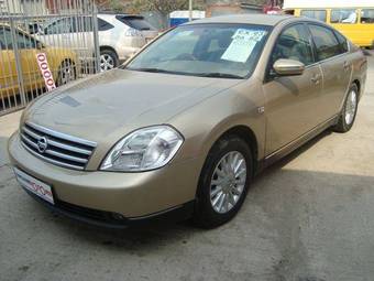 2004 Nissan Teana Pictures