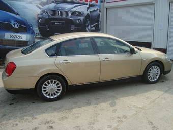 2004 Nissan Teana Photos