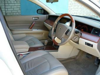 2004 Nissan Teana Photos
