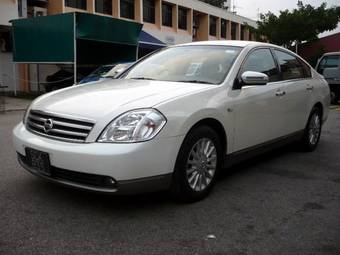 2004 Nissan Teana Images