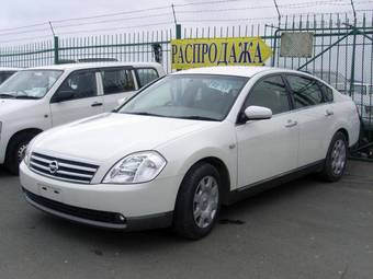 2004 Nissan Teana Pictures