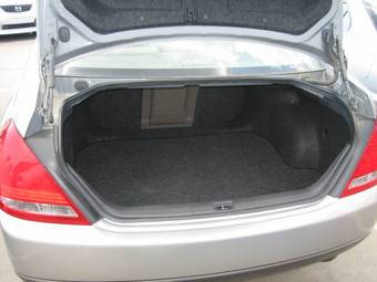2004 Nissan Teana Photos