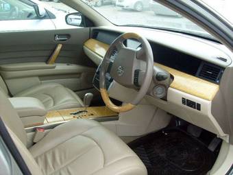 2004 Nissan Teana Photos
