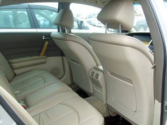 2004 Nissan Teana Photos