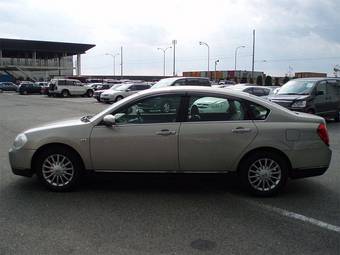 2004 Nissan Teana Photos