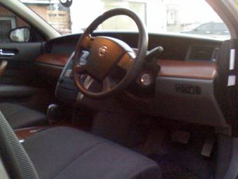 2004 Nissan Teana Pictures