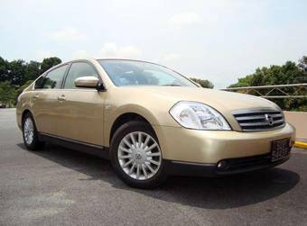 2004 Nissan Teana Images