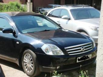 2004 Nissan Teana Images