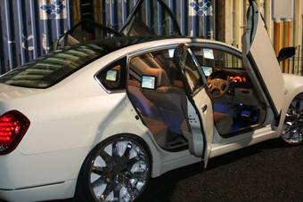 2004 Nissan Teana Pictures