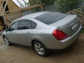 2004 Nissan Teana Images