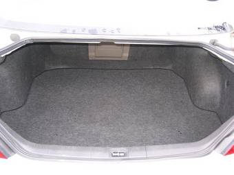2004 Nissan Teana Pictures