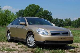 2004 Nissan Teana Pictures