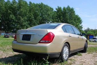 2004 Nissan Teana Photos