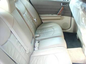 2004 Nissan Teana Photos