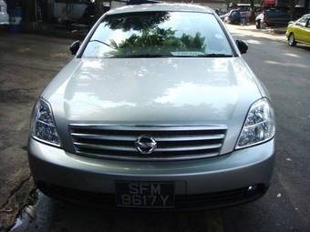 2004 Nissan Teana Pics
