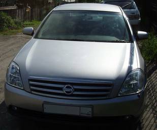 2004 Nissan Teana Photos
