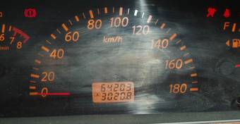 2004 Nissan Teana Pictures