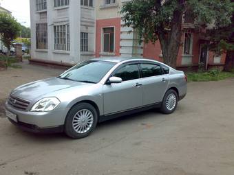 2004 Nissan Teana Photos