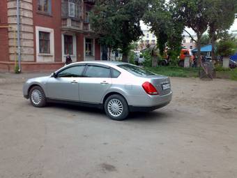 2004 Nissan Teana Photos
