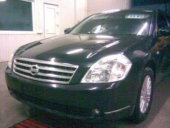 2004 Nissan Teana Pictures