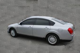 2004 Nissan Teana Pictures