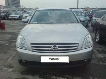 2004 Nissan Teana Pictures