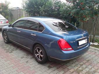 2004 Nissan Teana Photos