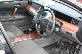 2004 Nissan Teana Photos