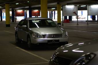 2004 Nissan Teana Pictures
