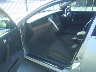 2004 Nissan Teana Photos