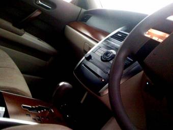 2004 Nissan Teana Pictures