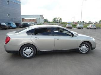 2004 Nissan Teana Photos