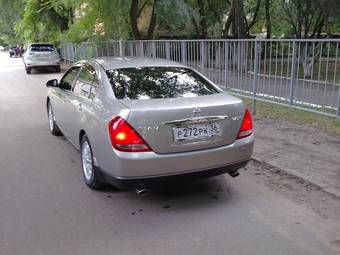 2004 Nissan Teana Photos