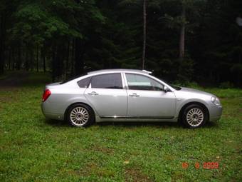 2004 Nissan Teana Photos