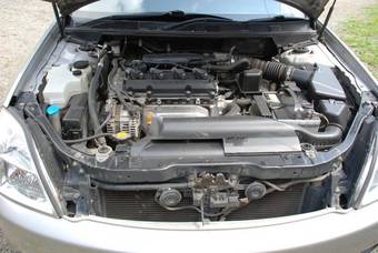 2004 Nissan Teana Images