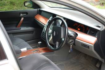 2004 Nissan Teana Photos