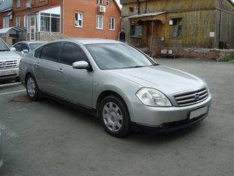 2004 Nissan Teana Pictures