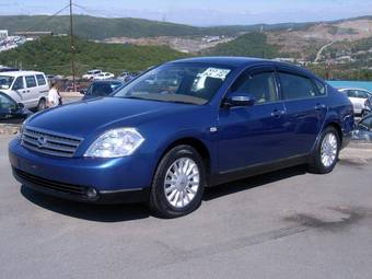 2004 Nissan Teana Pictures