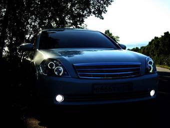 2004 Nissan Teana Photos