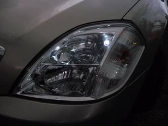 2004 Nissan Teana Photos